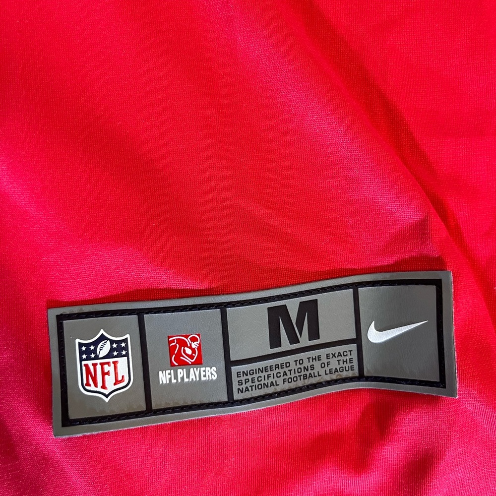 Nike Red Mahomes Chiefs Jersey - Picture 4 of 4